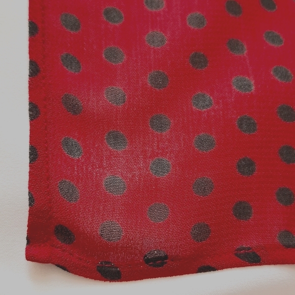 🍎19.5"X19" Silk Gorgette Square Scarf Red Black Polkadot Print - Picture 2 of 5